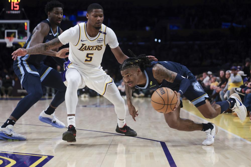 力都不容小 力都不容小